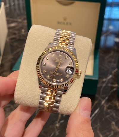 Rolex Datejust 31mm Stainless Steel and Yellow Gold 278273 Silver Diamond Jubilee