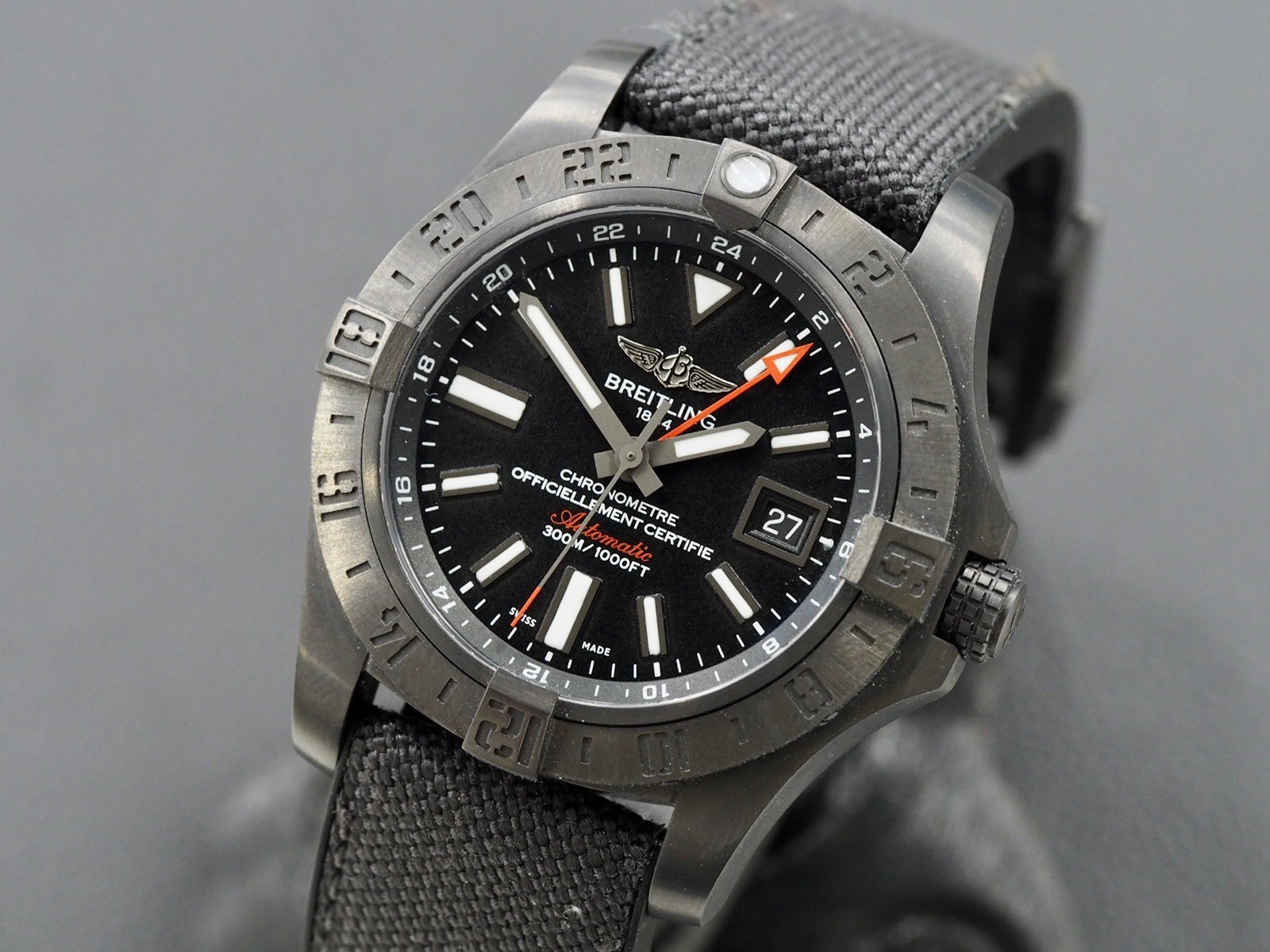 breitling avenger ii gmt black steel