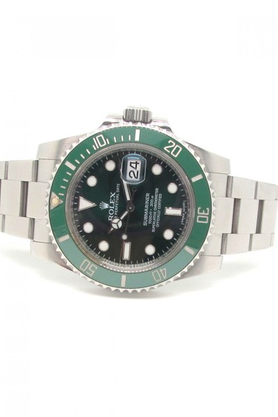 Rolex Submariner 116610LV In Green Watch Review