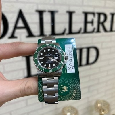 Rolex Submariner Hulk Green Dial 116610LV-0002