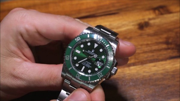 Rolex Submariner 116610LV In Green Watch Review