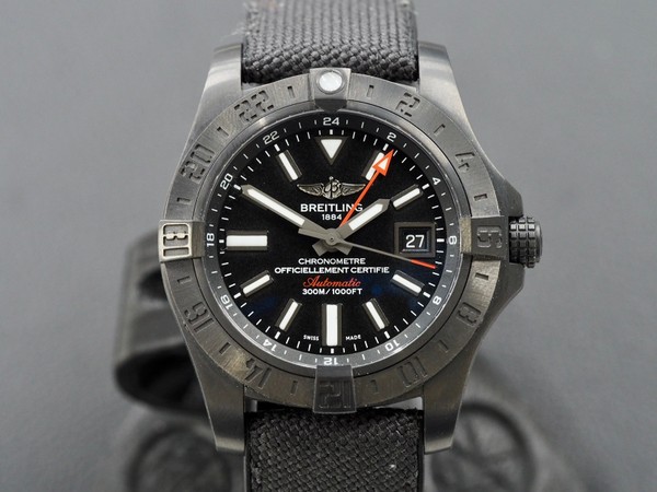 breitling avenger ii gmt black steel