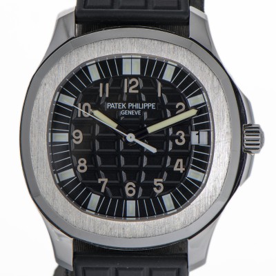 Patek Philippe Aquanaut Ref. 5065A Review