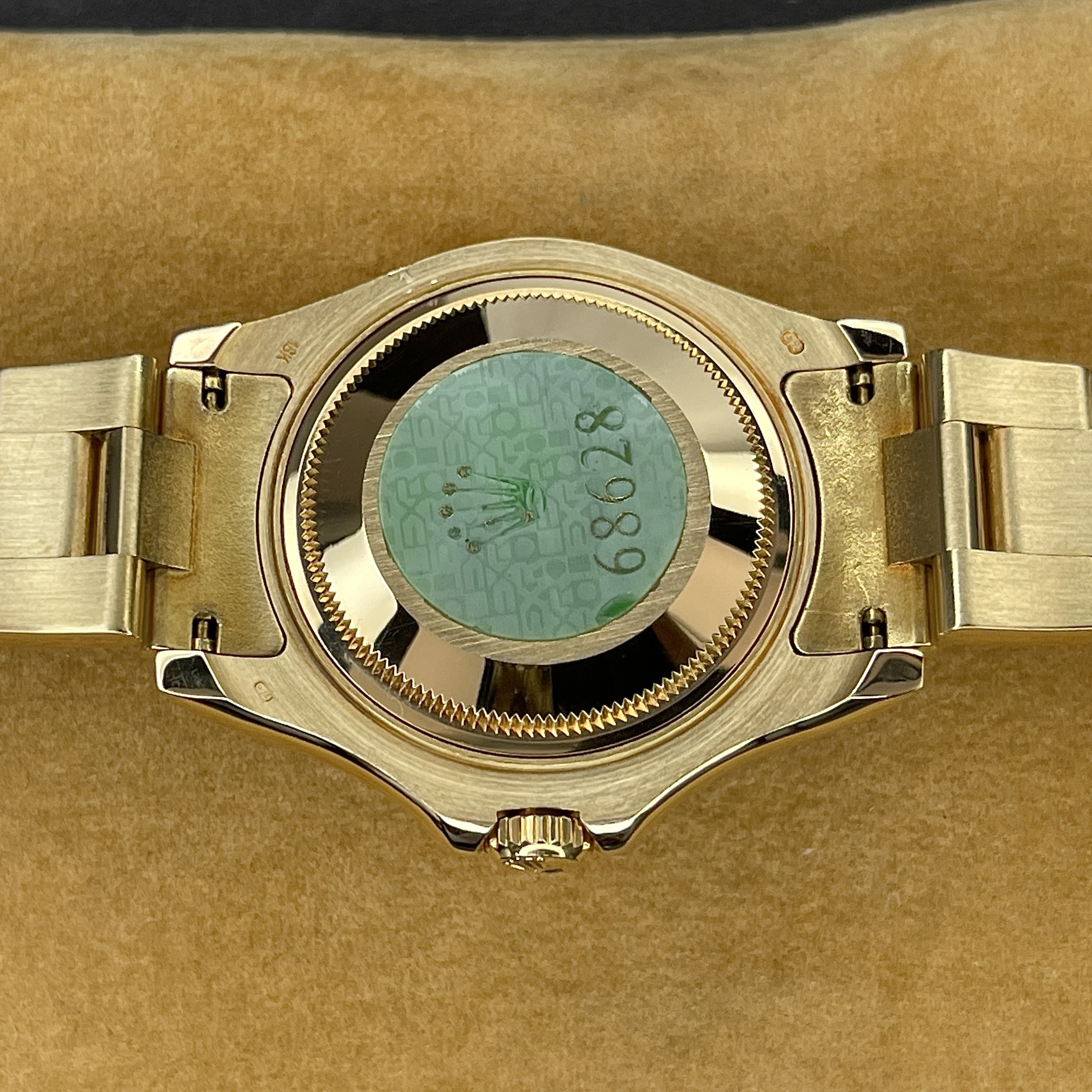Rolex Yacht - Master Midsize Men's/Ladies 18k Gold Watch 68628