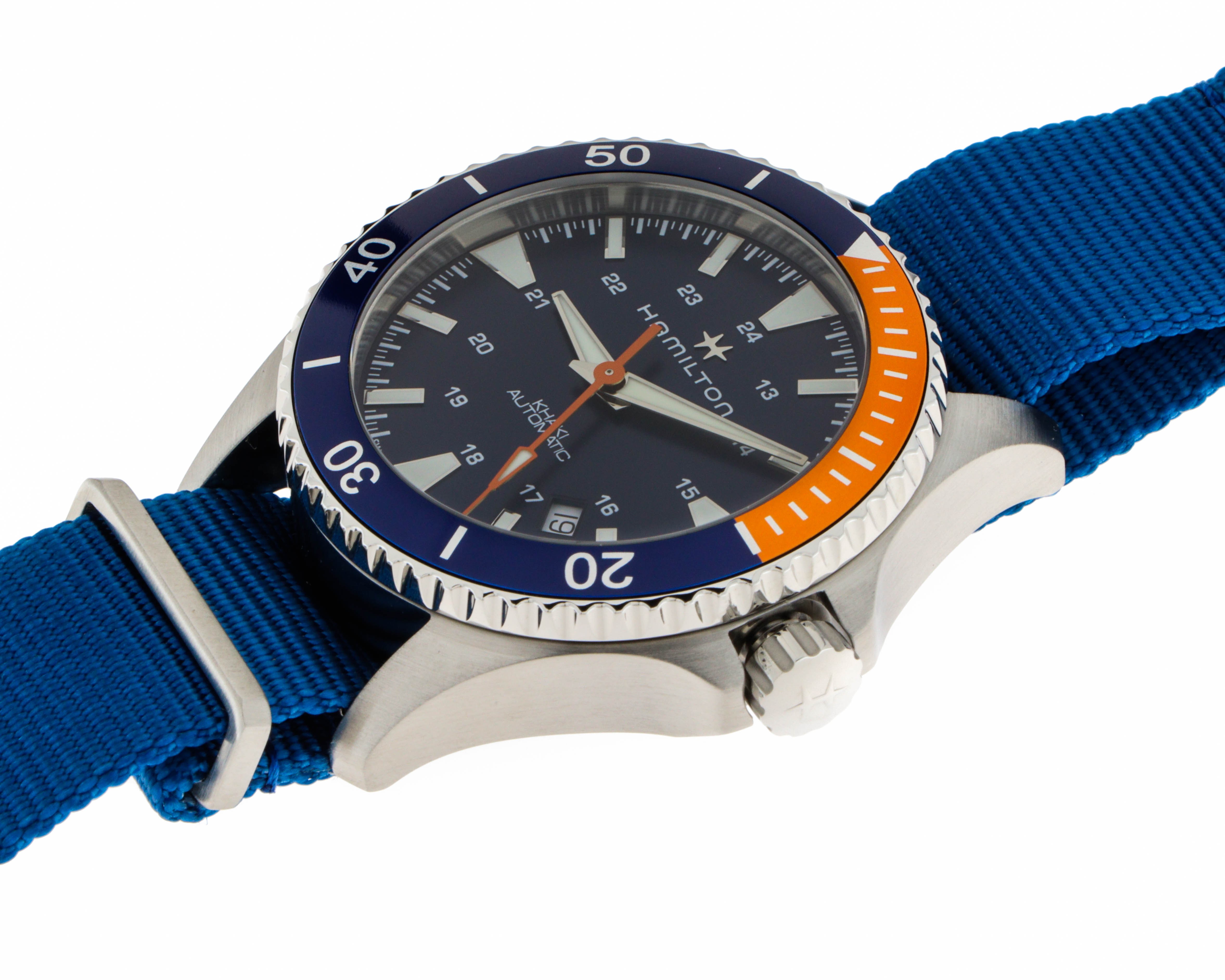 Reloj Hamilton Khaki Navy Scuba H82365941 Automático y Acero Bicolor.