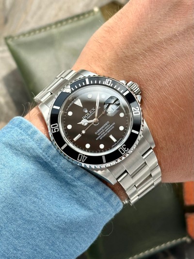 Mens Rolex Submariner - Bi-Metal Black Date Dial Watch -116613LN-2011